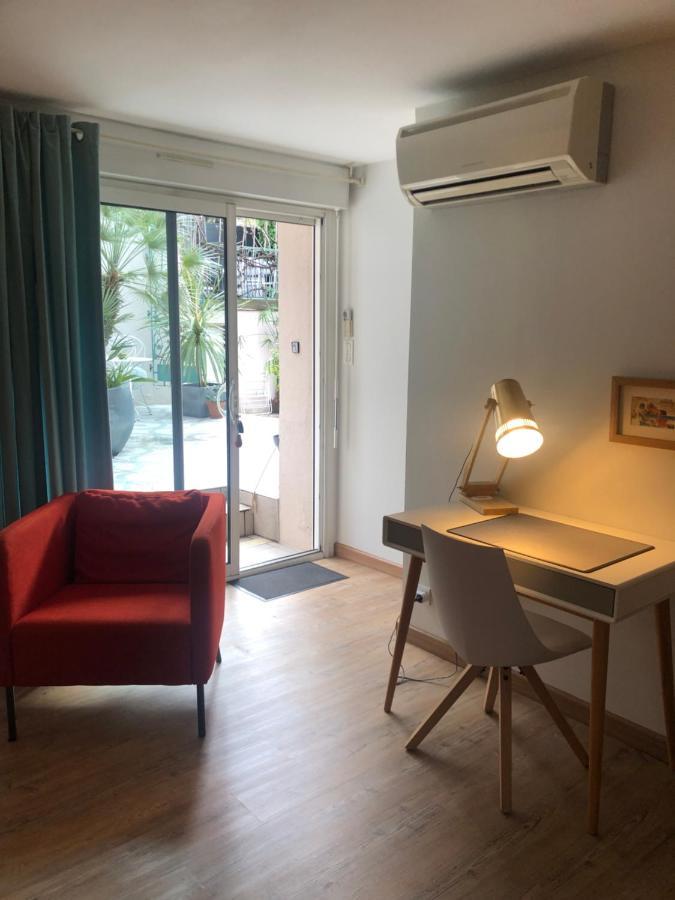 Couette Et Cafe Hotel Montpellier Exterior foto